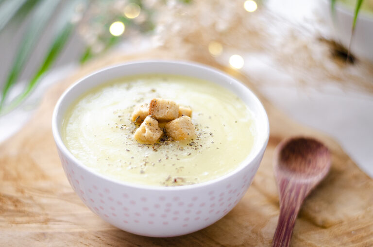 Crema de coliflor y almendra