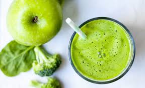 Cómo hacer un jugo verde para aprovechar al máximo los nutrientes